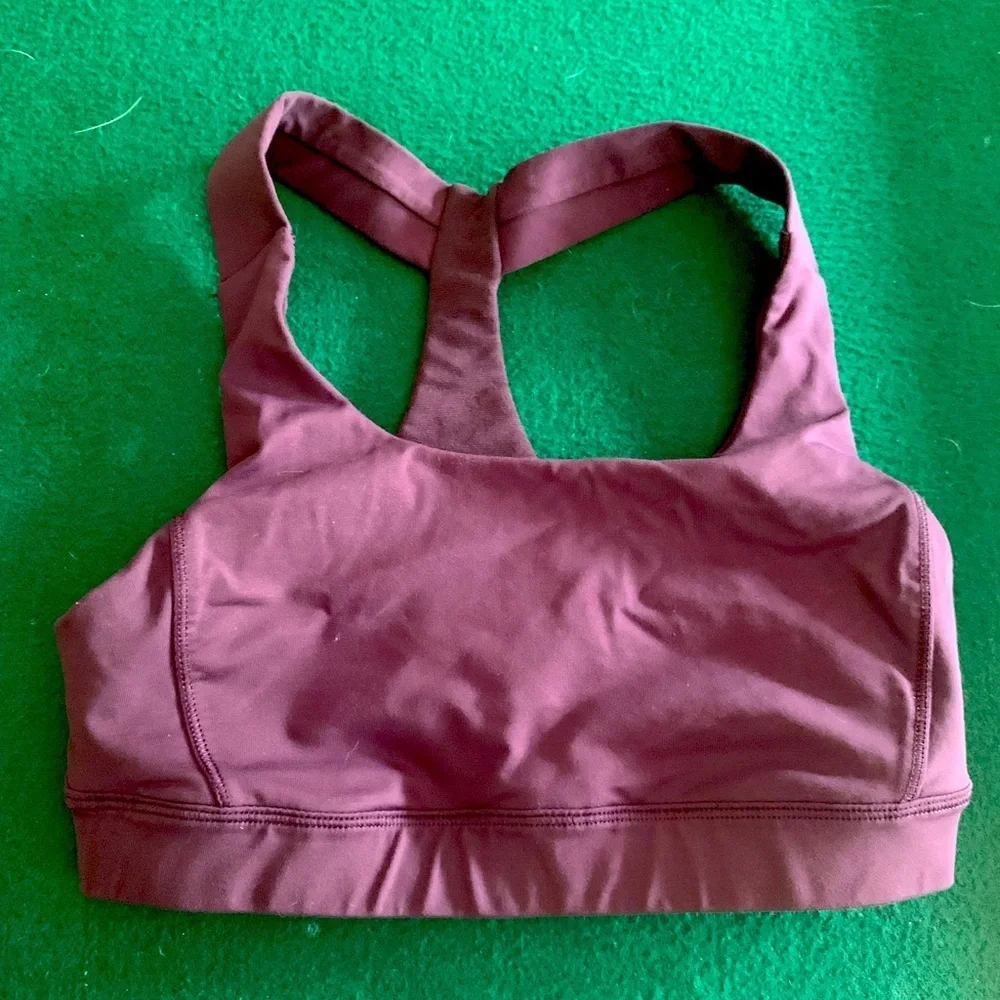 Lululemon Sz 2 sports bra